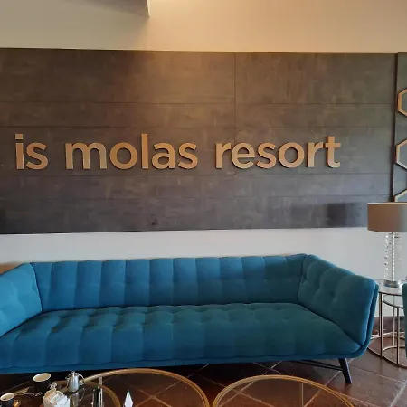 Golf & Sea Is Molas Pula