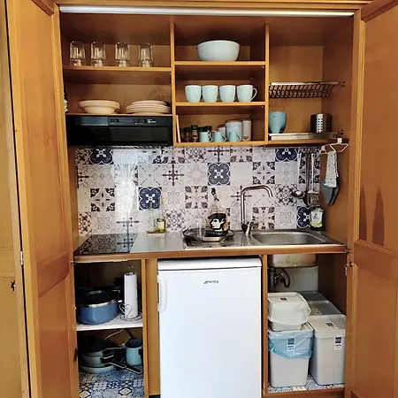 Golf & Sea Is Molas Pula