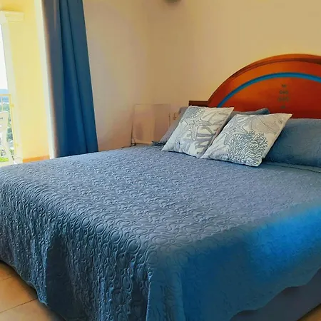 Golf & Sea Is Molas Apartment